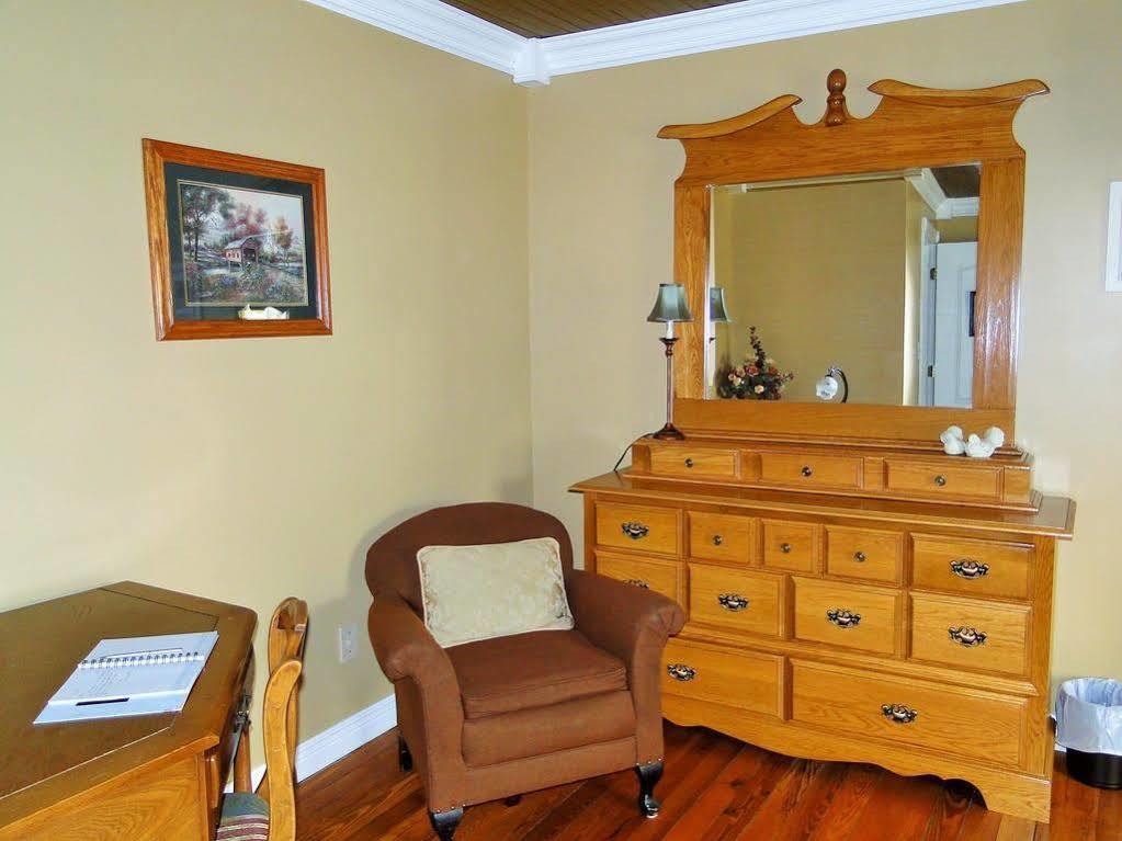 Hill House Bed And Breakfast Loretto Bagian luar foto