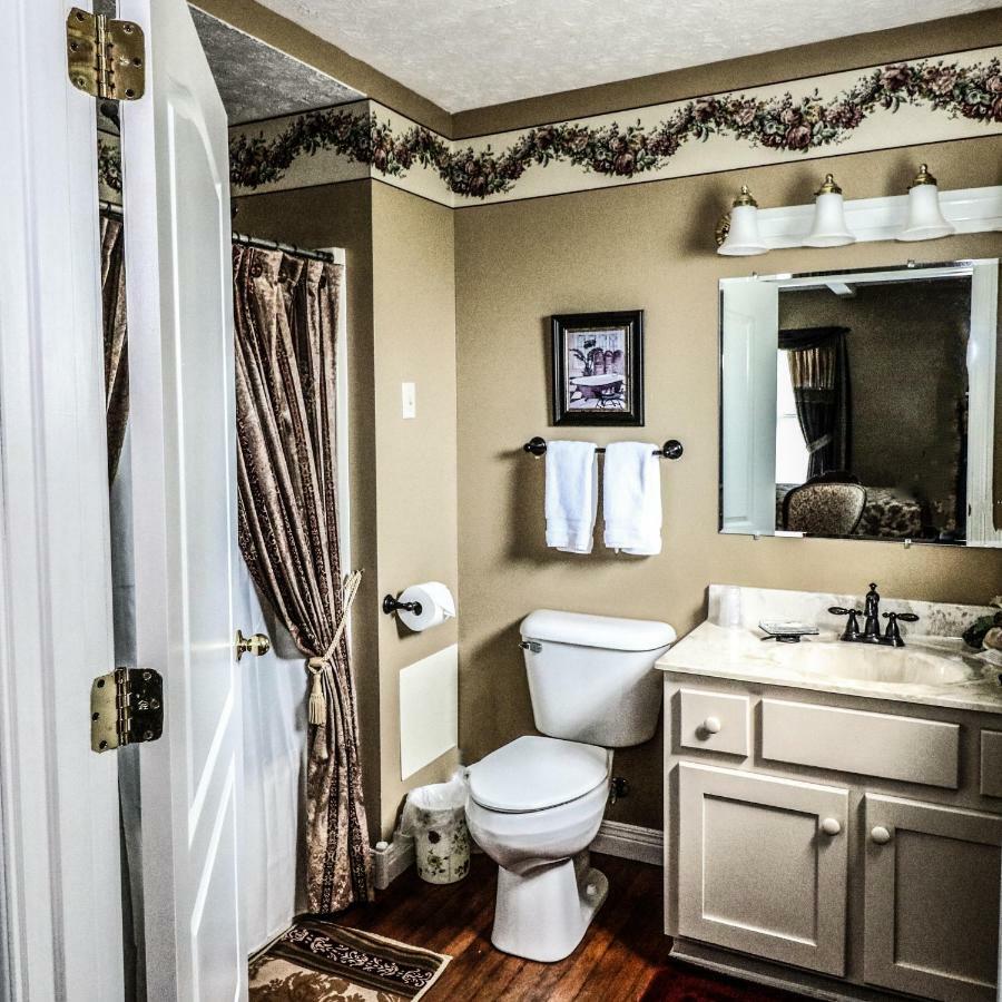 Hill House Bed And Breakfast Loretto Bagian luar foto